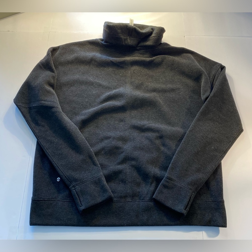 Lululemon Women’s Fleece Pullover size 12  Black - Picture 5 of 5
